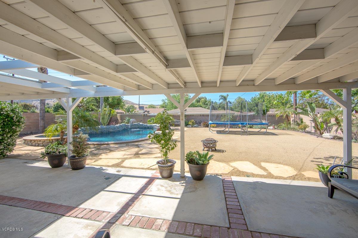 4142 Helene Street Simi Valley, CA 93063 - Photo 21 of 33 4142Helene-21