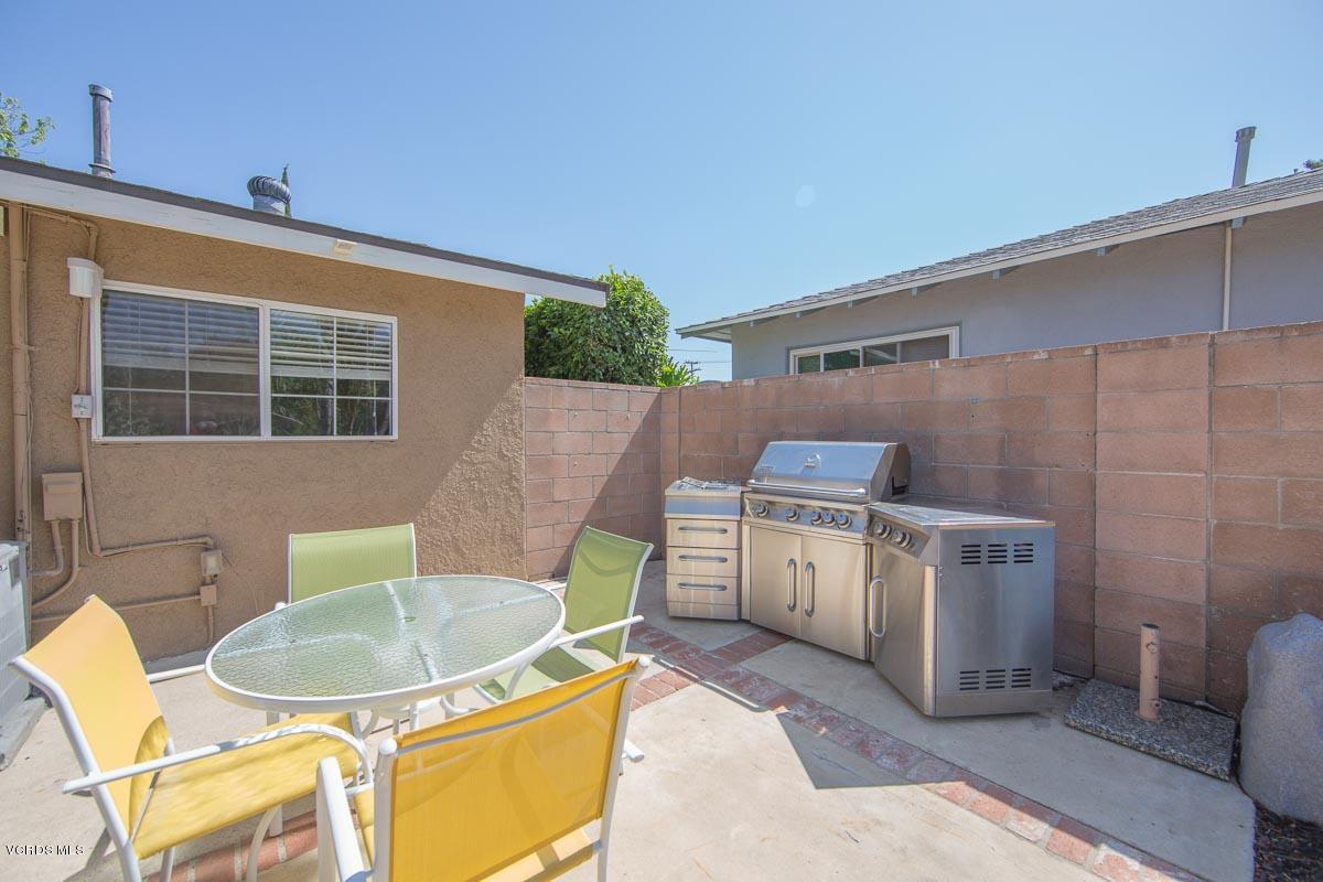 4142 Helene Street Simi Valley, CA 93063 - Photo 30 of 33 4142Helene-24