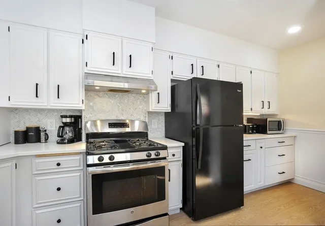 $4,500 | 7 Lester Place, Boston, MA 02130