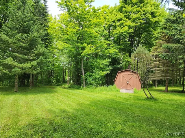 $107,000 | 77 Fox Trail, Sheldon, NY 14167