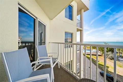 $700,000 | 12000 Gulf Boulevard, Unit 506N, Treasure Island, FL 33706