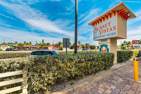 $700,000 | 12000 Gulf Boulevard, Unit 506N, Treasure Island, FL 33706