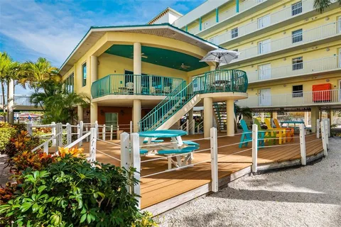 $700,000 | 12000 Gulf Boulevard, Unit 506N, Treasure Island, FL 33706