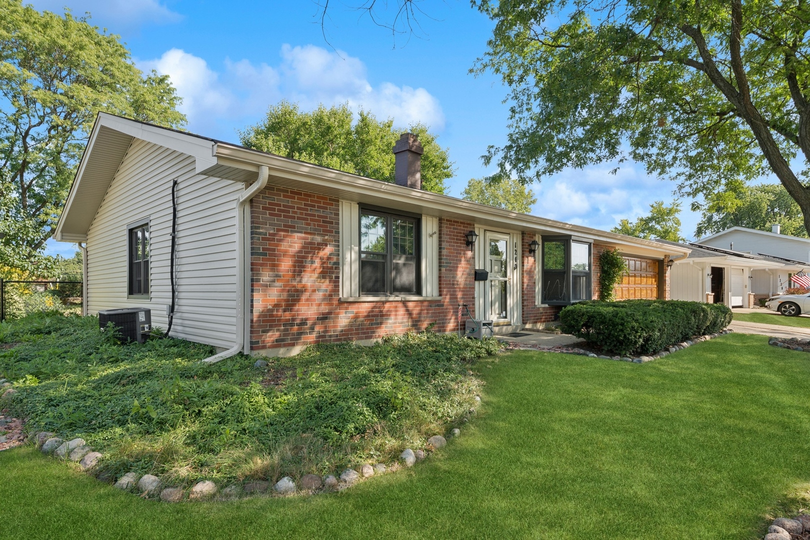 1240 Rosedale Lane Hoffman Estates, IL 60169 - Photo 29 of 30 Gallery Image 29