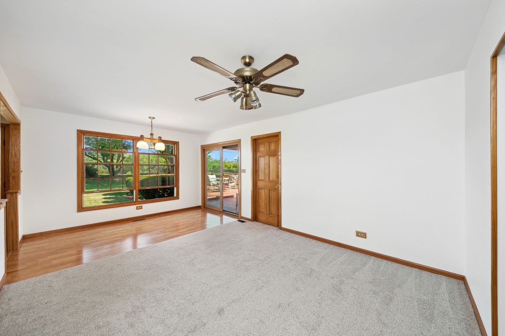 1240 Rosedale Lane Hoffman Estates, IL 60169 - Photo 6 of 30 Gallery Image 6