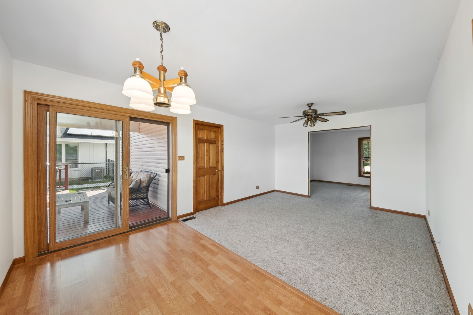 1240 Rosedale Lane Hoffman Estates, IL 60169 - Photo 7 of 30 Gallery Image 7