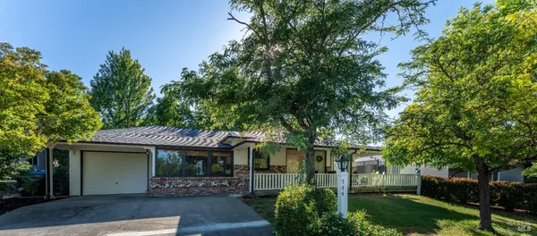 $620,000 | 744 South Spring Street, Ukiah, CA 95482