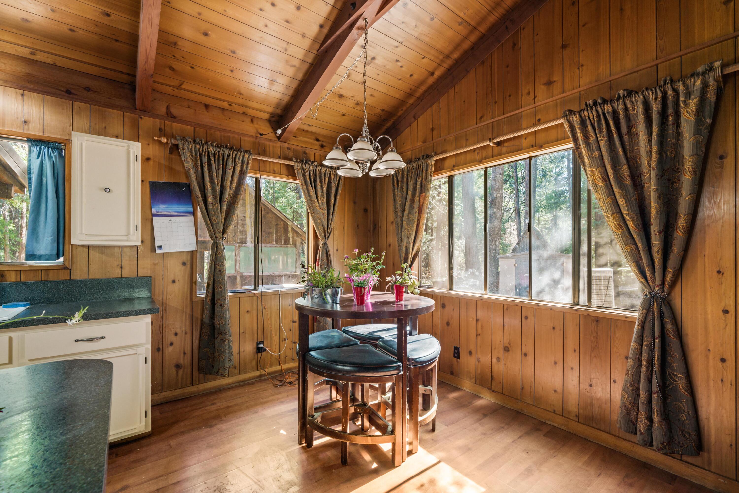 7509 Linda Road Shingletown, CA 96088 - Photo 6 of 16 HARRISONM-07