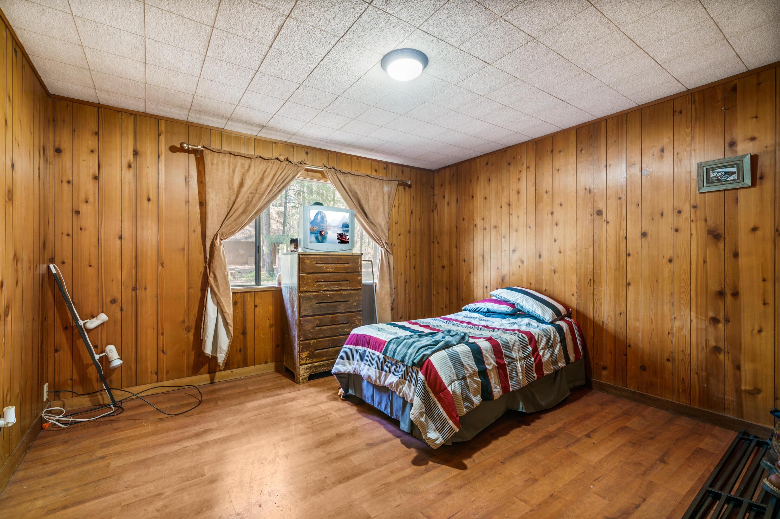 7509 Linda Road Shingletown, CA 96088 - Photo 7 of 16 HARRISONM-08