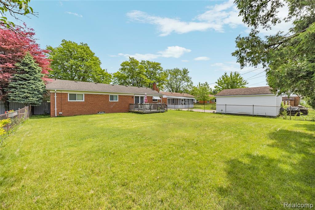 14743 Newburgh Road Livonia, MI 48154 - Photo 38 of 48