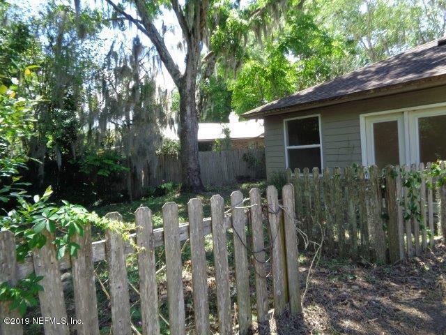 3531 Lawrence Road Orange Park, FL 32073 - Photo 18 of 29 Side Back Yard