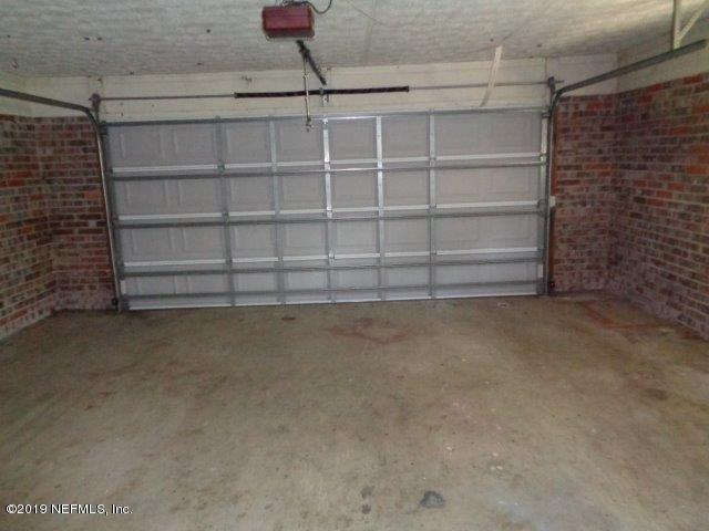 3531 Lawrence Road Orange Park, FL 32073 - Photo 28 of 29 2 car garage