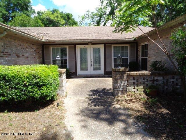 3531 Lawrence Road Orange Park, FL 32073 - Photo 3 of 29 Entrance patio