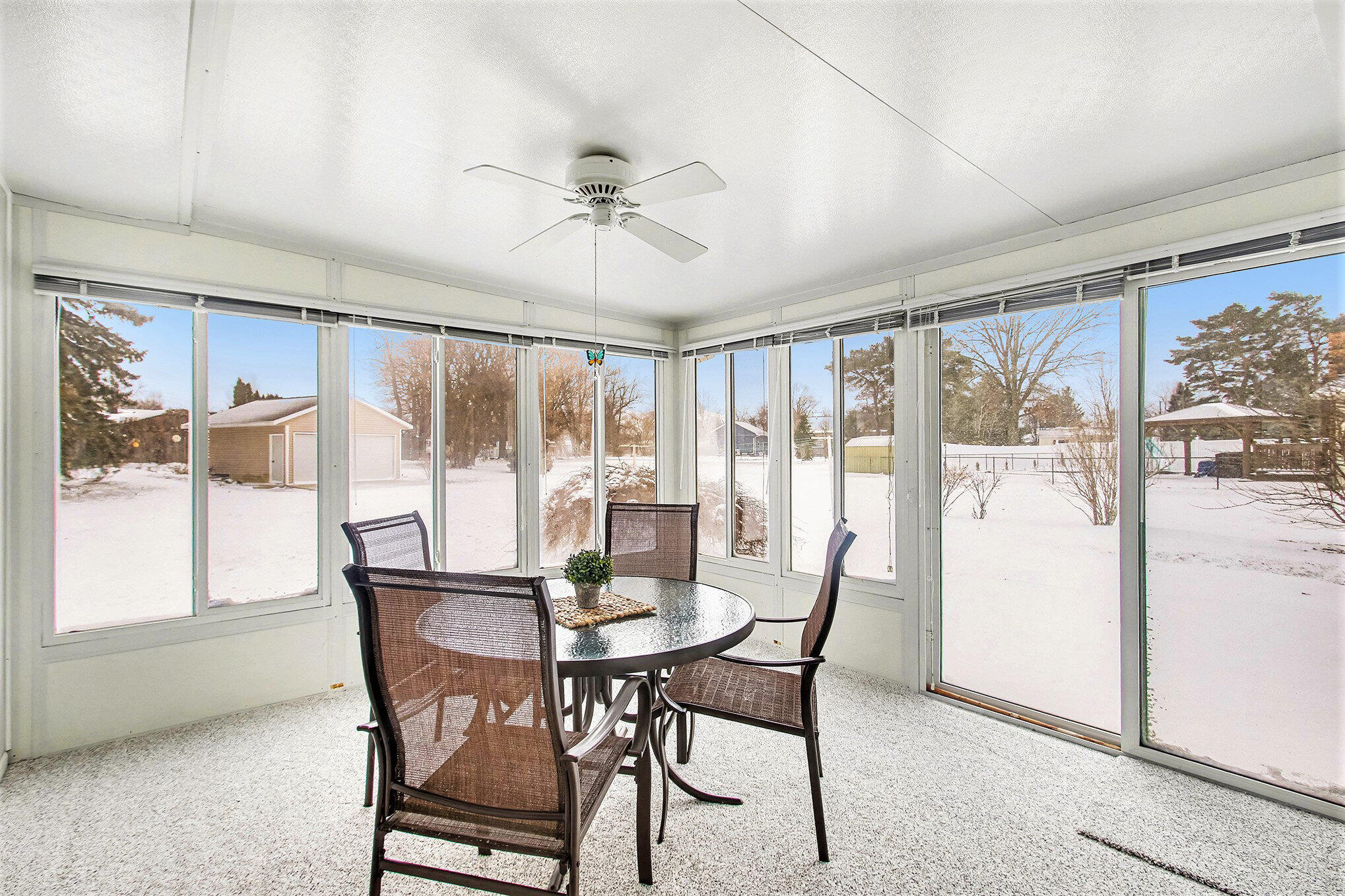 7692 Cardinal Drive Jenison, MI 49428 - Photo 9 of 24 Sunroom2