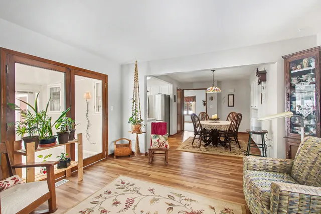 $385,000 | 7692 Cardinal Drive, Jenison, MI 49428