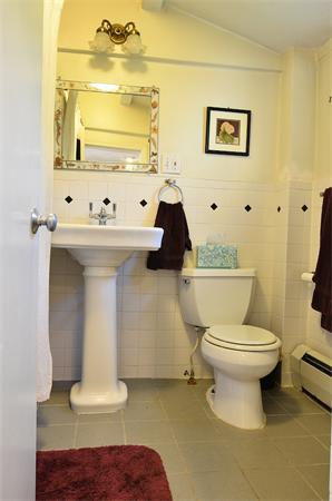 4 Reed Terrace Cambridge, MA 02140 - Photo 7 of 13 Gallery Image 7