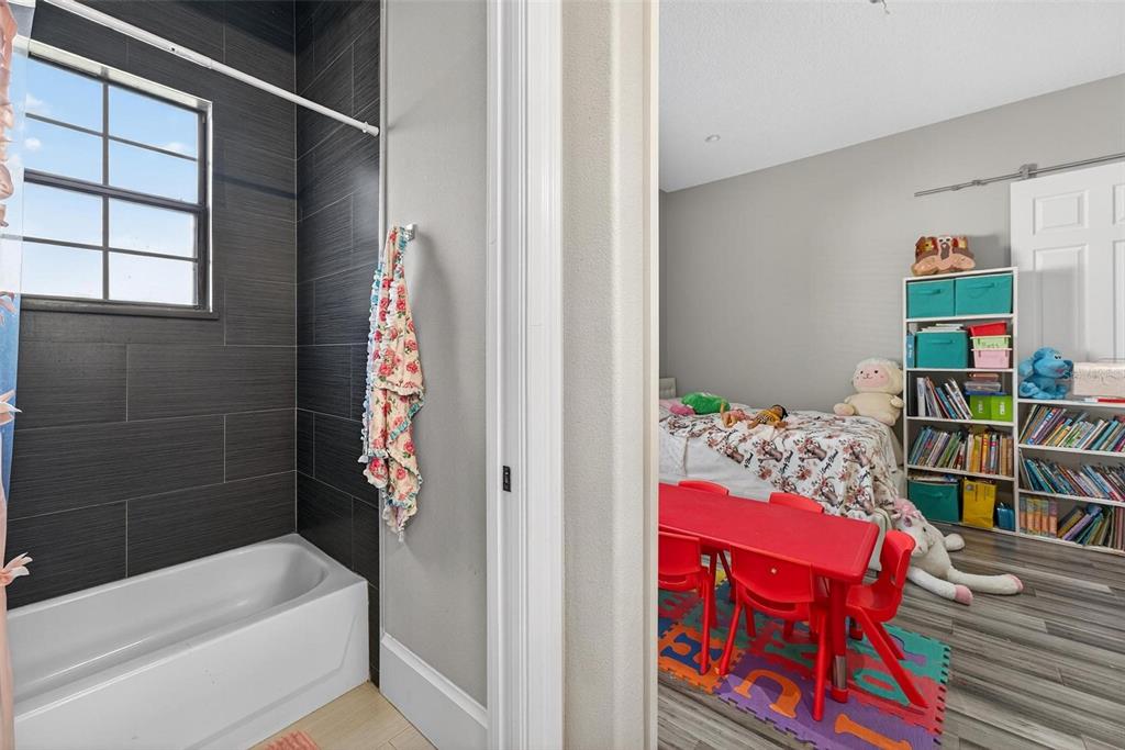 11015 Hawkshead Court Windermere, FL 34786 - Photo 13 of 90