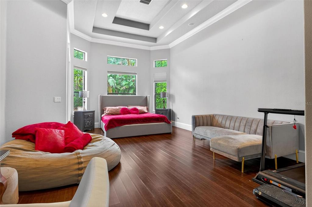 11015 Hawkshead Court Windermere, FL 34786 - Photo 18 of 90 a bedroom with a bed and a window