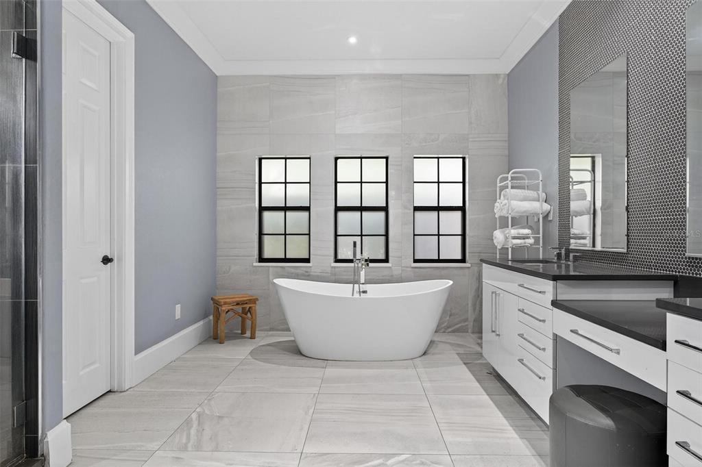 11015 Hawkshead Court Windermere, FL 34786 - Photo 25 of 90