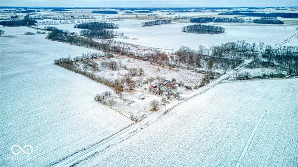 $290,000 | 9179 North Co Road 300 West, Royal Center, IN 46978