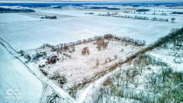 $290,000 | 9179 North Co Road 300 West, Royal Center, IN 46978