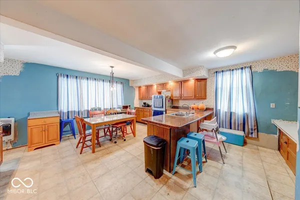 $290,000 | 9179 North Co Road 300 West, Royal Center, IN 46978