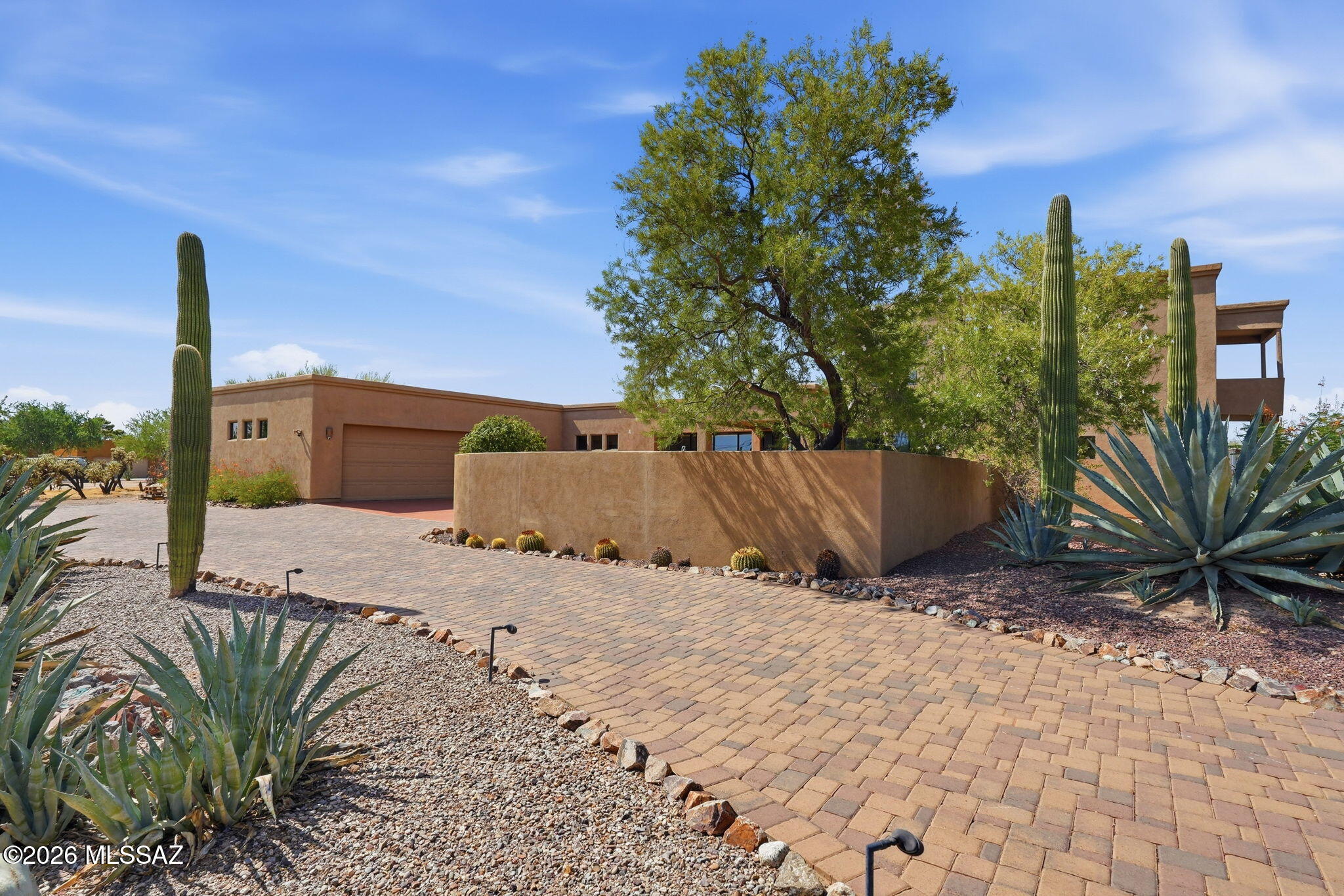 2960 West Lobo Road Tucson, AZ 85742 - Photo 3 of 50 002_ListerPros