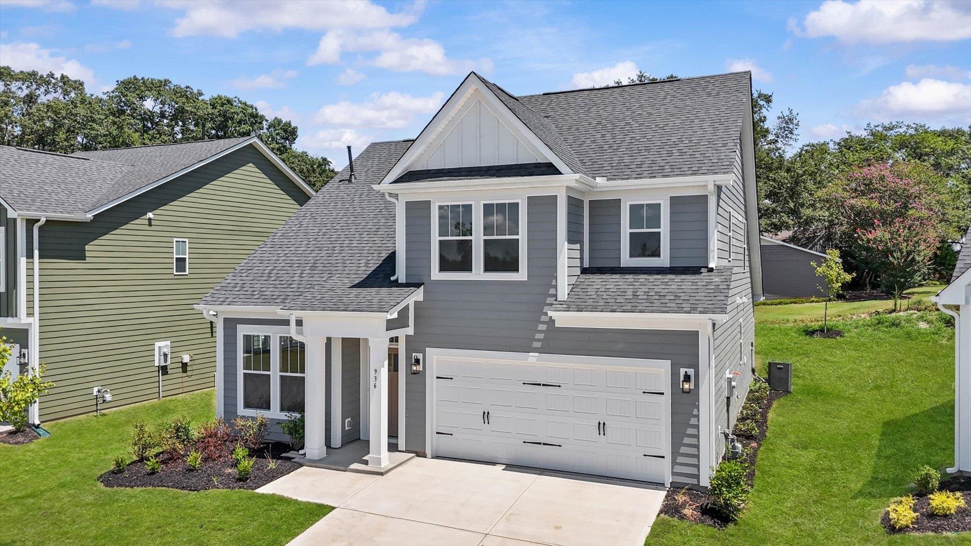 936 Diane Lane Moore, SC 29369 - Photo 2 of 33