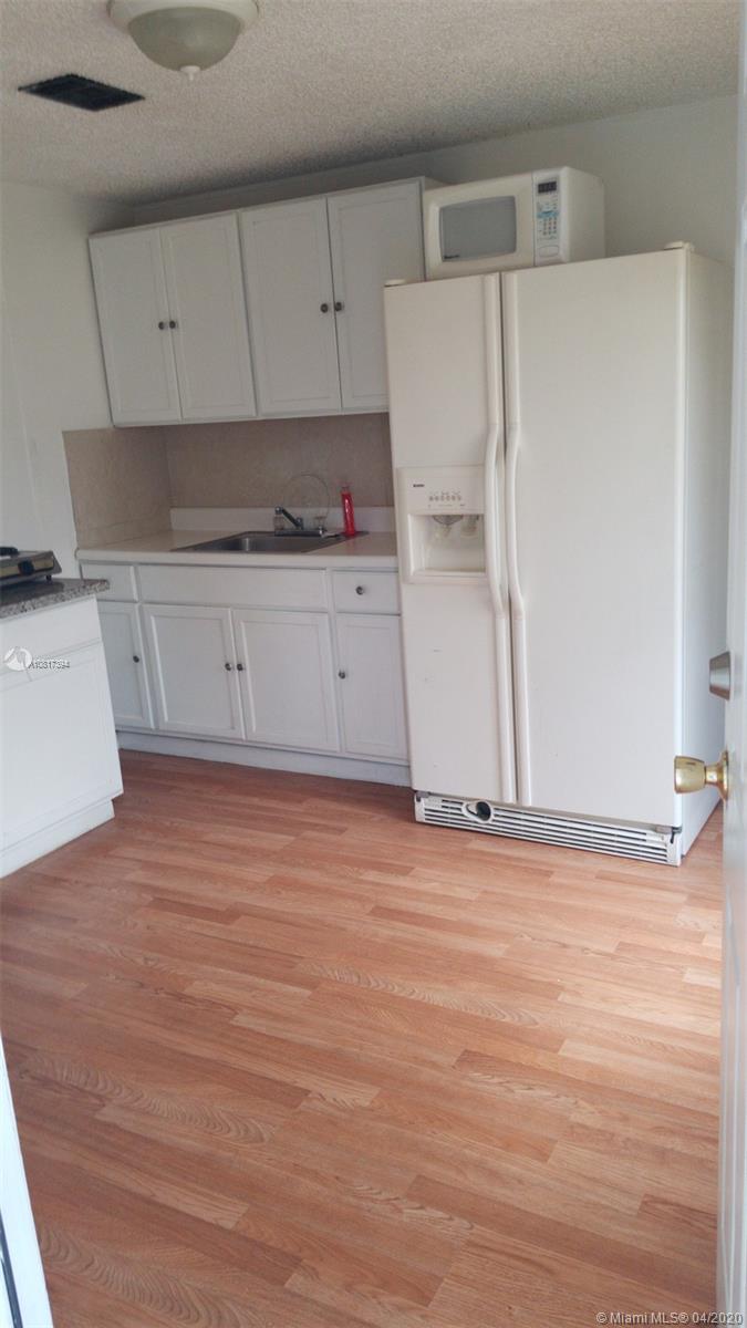 12841 Southwest 12th Terrace Miami, FL 33184 - Photo 17 of 34