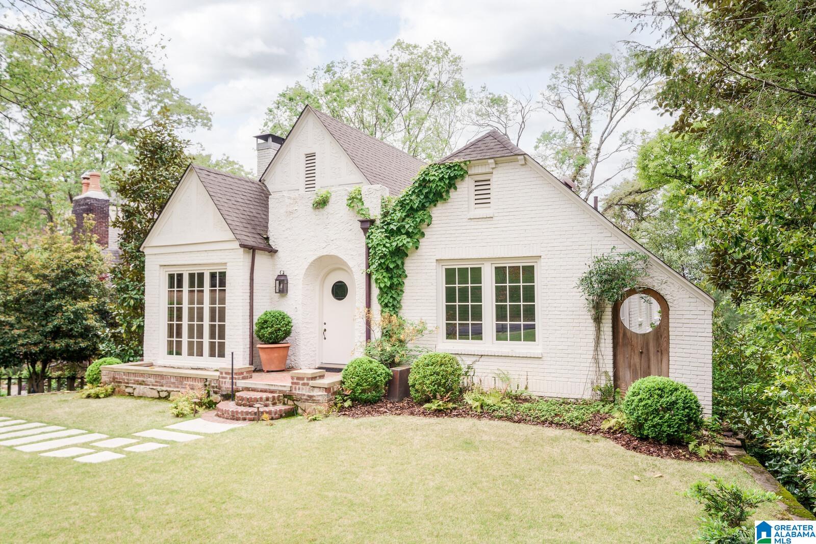 2703 Lanark Road Birmingham, AL 35223 - Photo 1 of 40