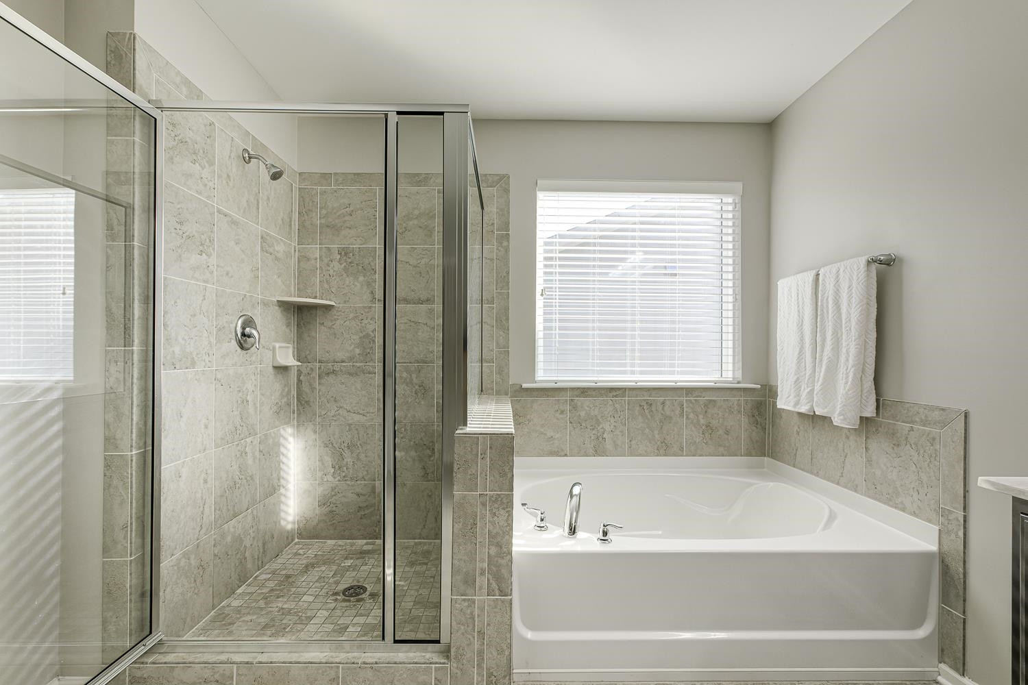 5705 Spring Glen Lane Raleigh, NC 27616 - Photo 29 of 39 Owner's Separate Garden Tub and Shower