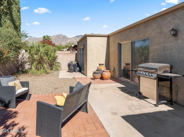$450,000 | 5725 North Camino De Las Estrellas, Tucson, AZ 85718