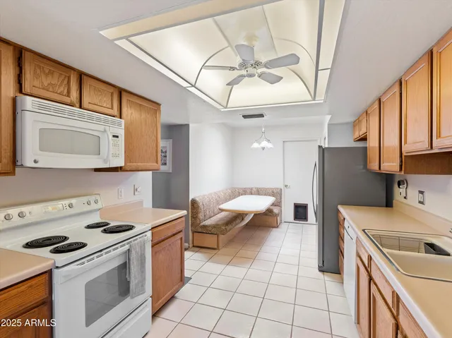 $450,000 | 5725 North Camino De Las Estrellas, Tucson, AZ 85718