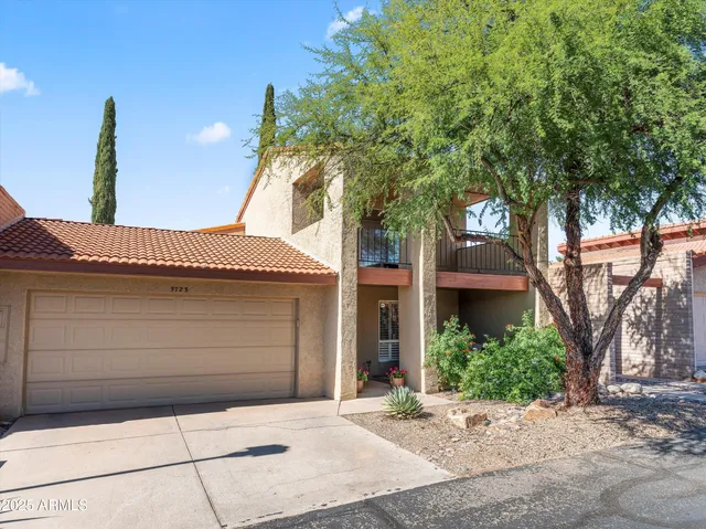 $450,000 | 5725 North Camino De Las Estrellas, Tucson, AZ 85718