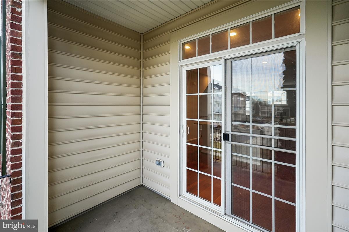 22982 Fox Fire Terrace Brambleton, VA 20148 - Photo 13 of 38