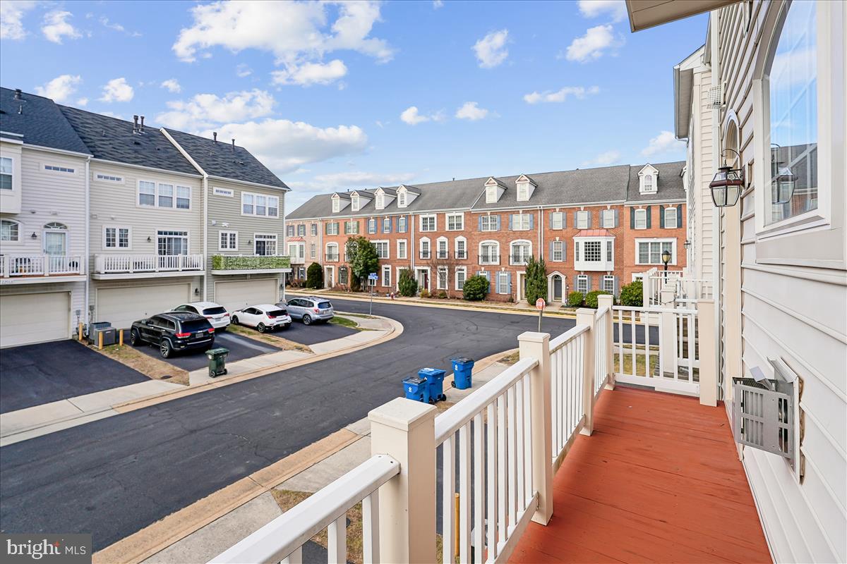 22982 Fox Fire Terrace Brambleton, VA 20148 - Photo 14 of 38