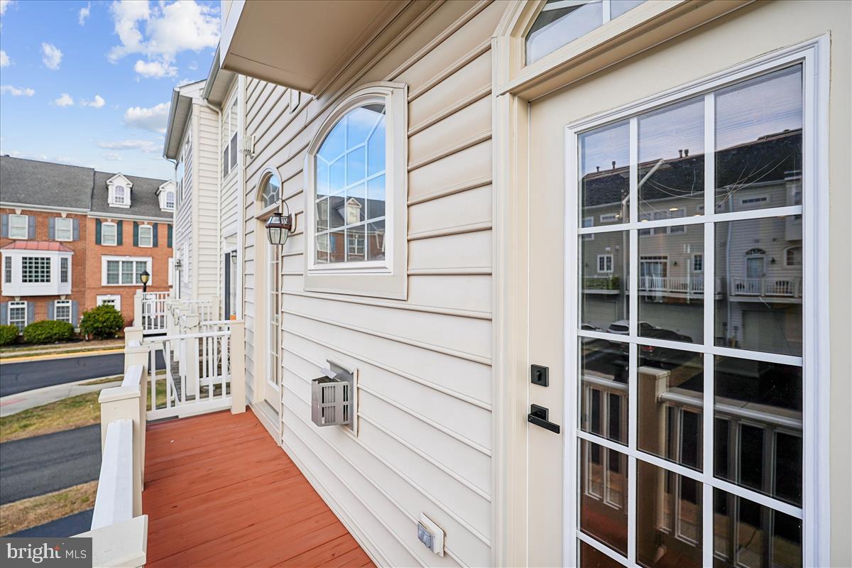 22982 Fox Fire Terrace Brambleton, VA 20148 - Photo 15 of 38