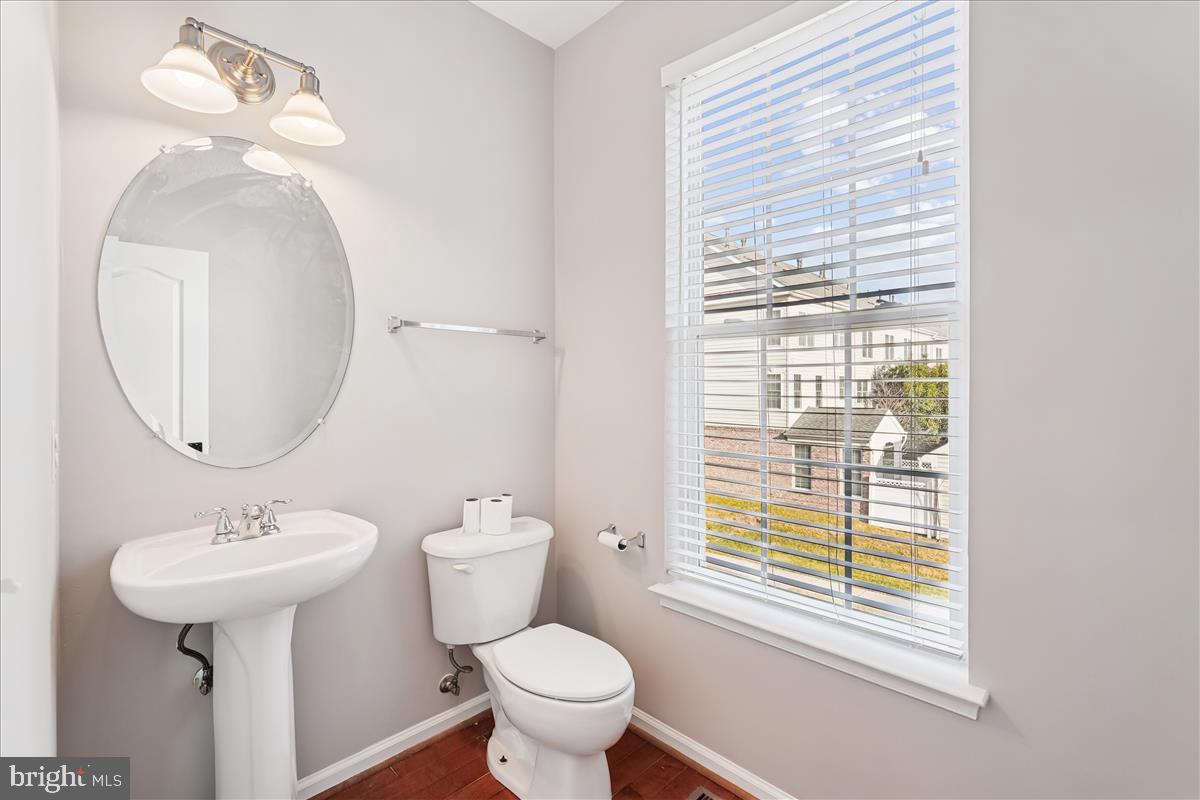 22982 Fox Fire Terrace Brambleton, VA 20148 - Photo 20 of 38