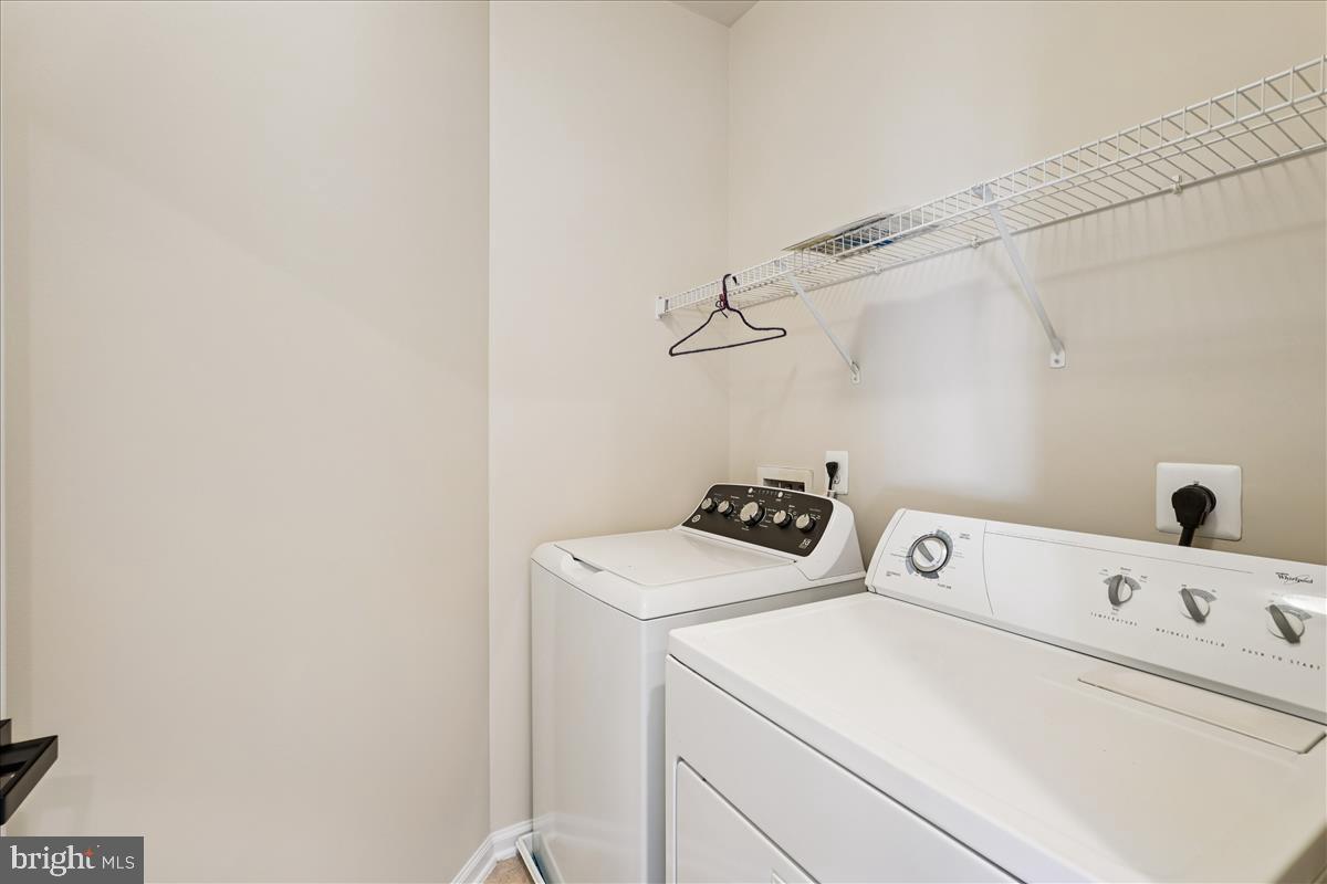 22982 Fox Fire Terrace Brambleton, VA 20148 - Photo 27 of 38