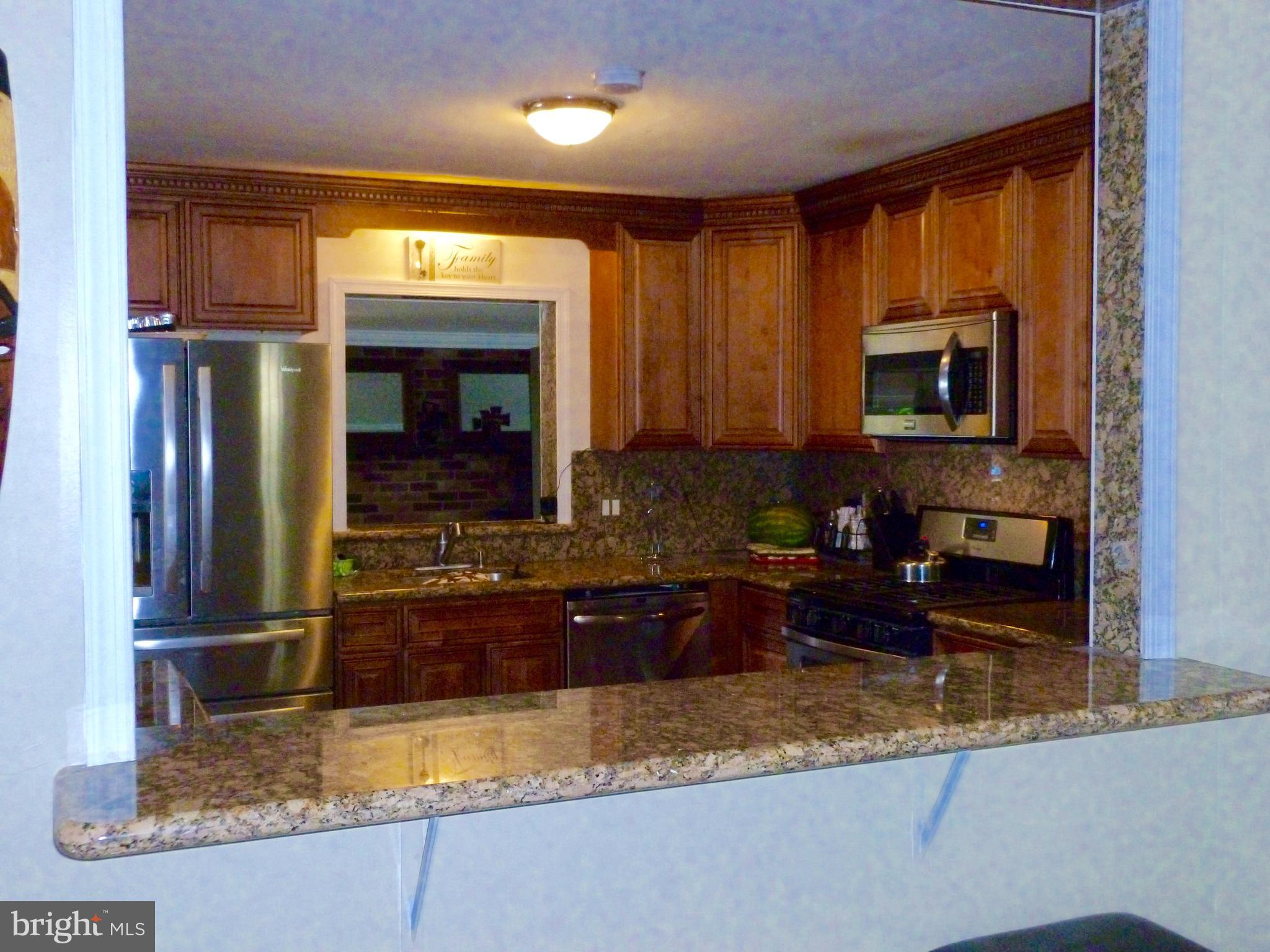 2615 Higbee Road Adelphi, MD 20783 - Photo 4 of 22 Kitchen
