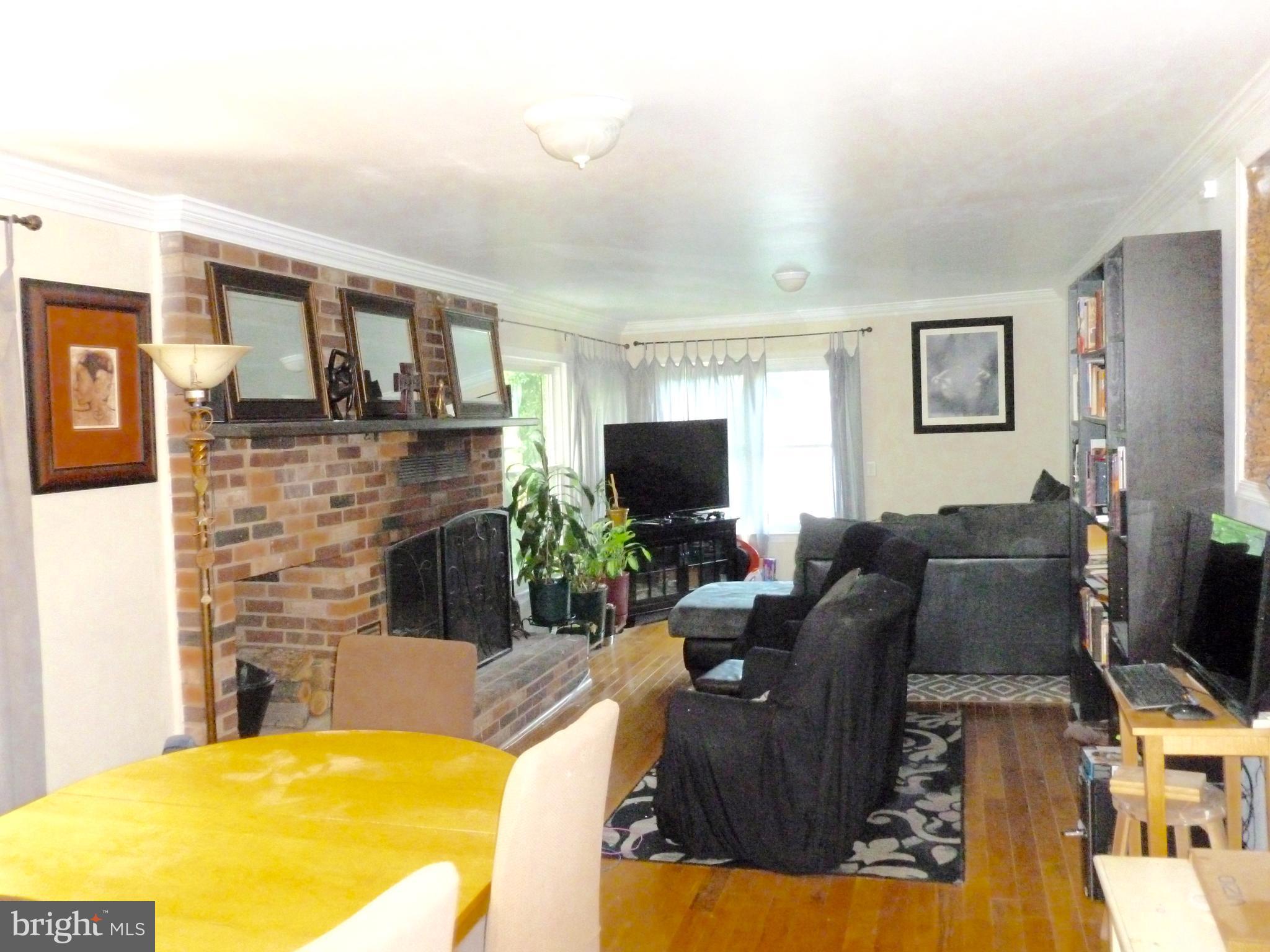 2615 Higbee Road Adelphi, MD 20783 - Photo 9 of 22 Family Room