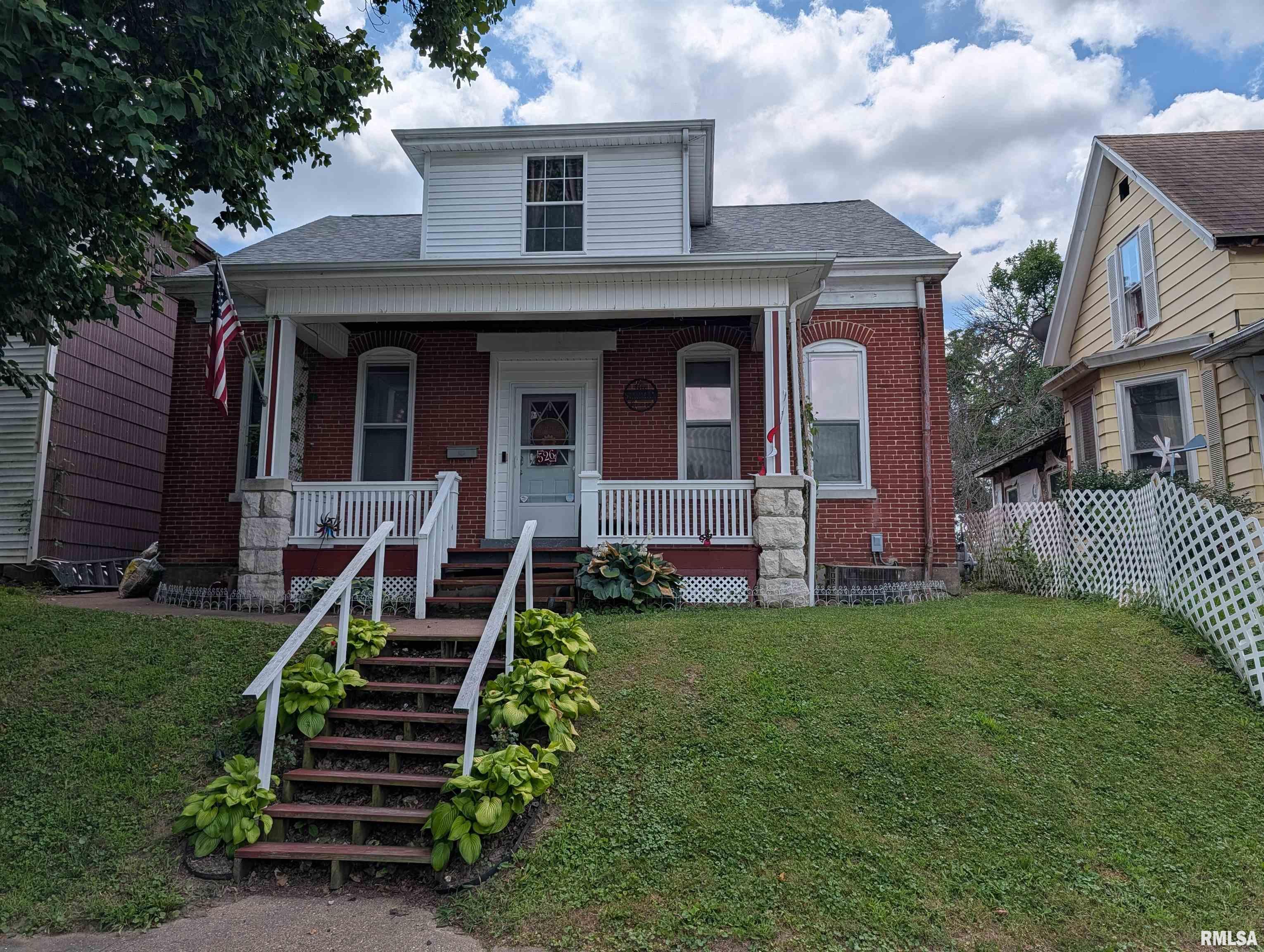 526 Monroe Street Quincy, IL 62301 - Photo 1 of 1