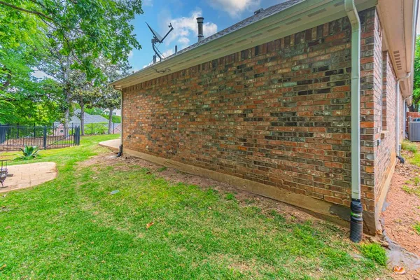 $675,000 | 1407 Ballycastle Lane, Corinth, TX 76210