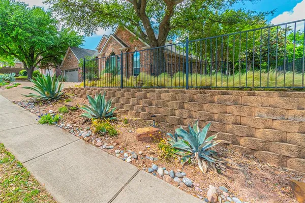 $675,000 | 1407 Ballycastle Lane, Corinth, TX 76210
