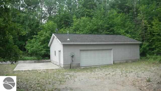 2944 Duck Lake Dam Road Grawn, MI 49637 - Photo 7 of 31 1747972-6.JPG