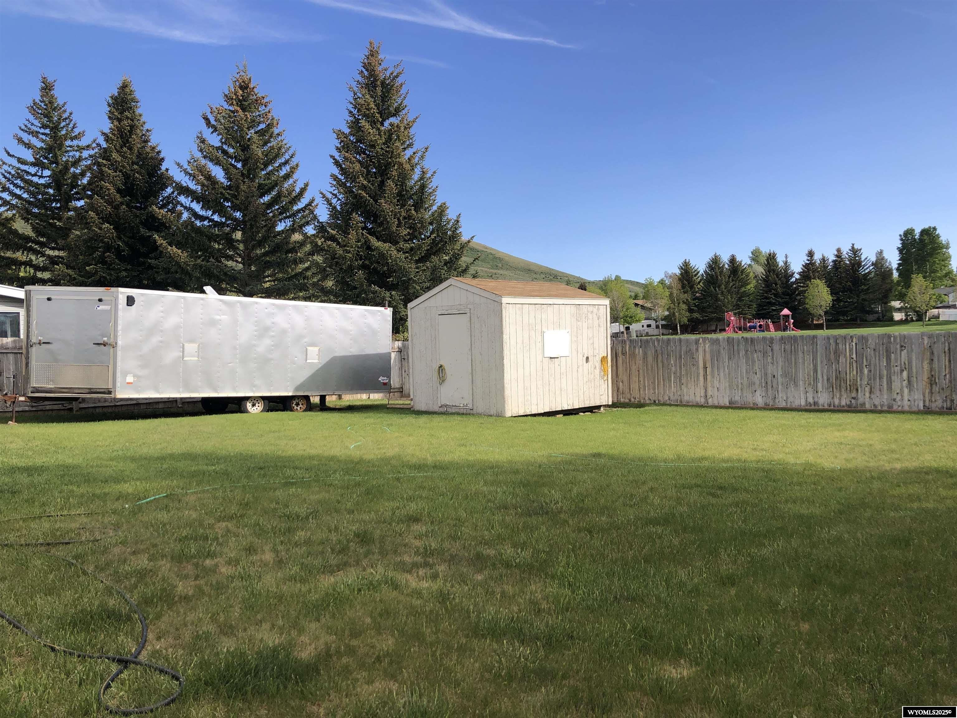 479 Twin Ridge Avenue Evanston, WY 82930 - Photo 5 of 12