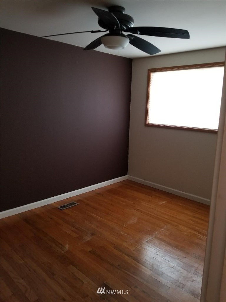 409 North Clark Road Moses Lake, WA 98837 - Photo 12 of 24 Gallery Image 12