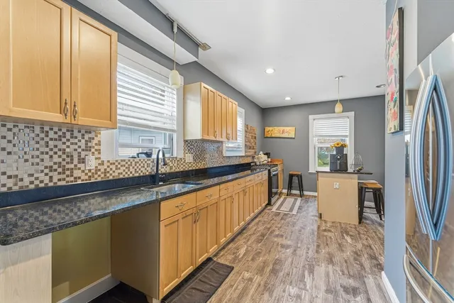 $480,000 | 29-31 Essex Avenue, Unit 2, Swampscott, MA 01907