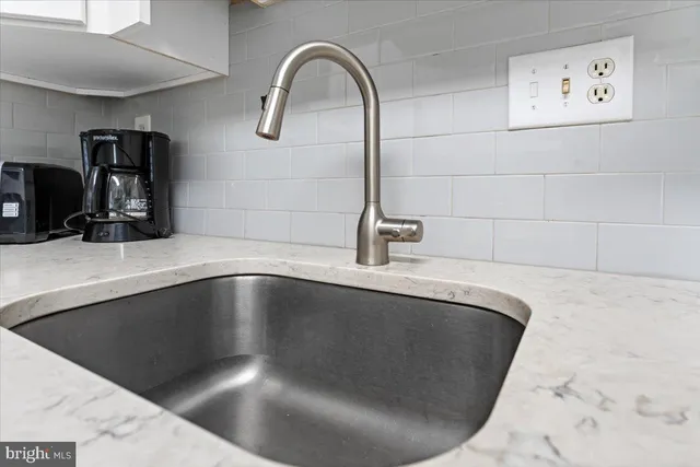 a close view of sink