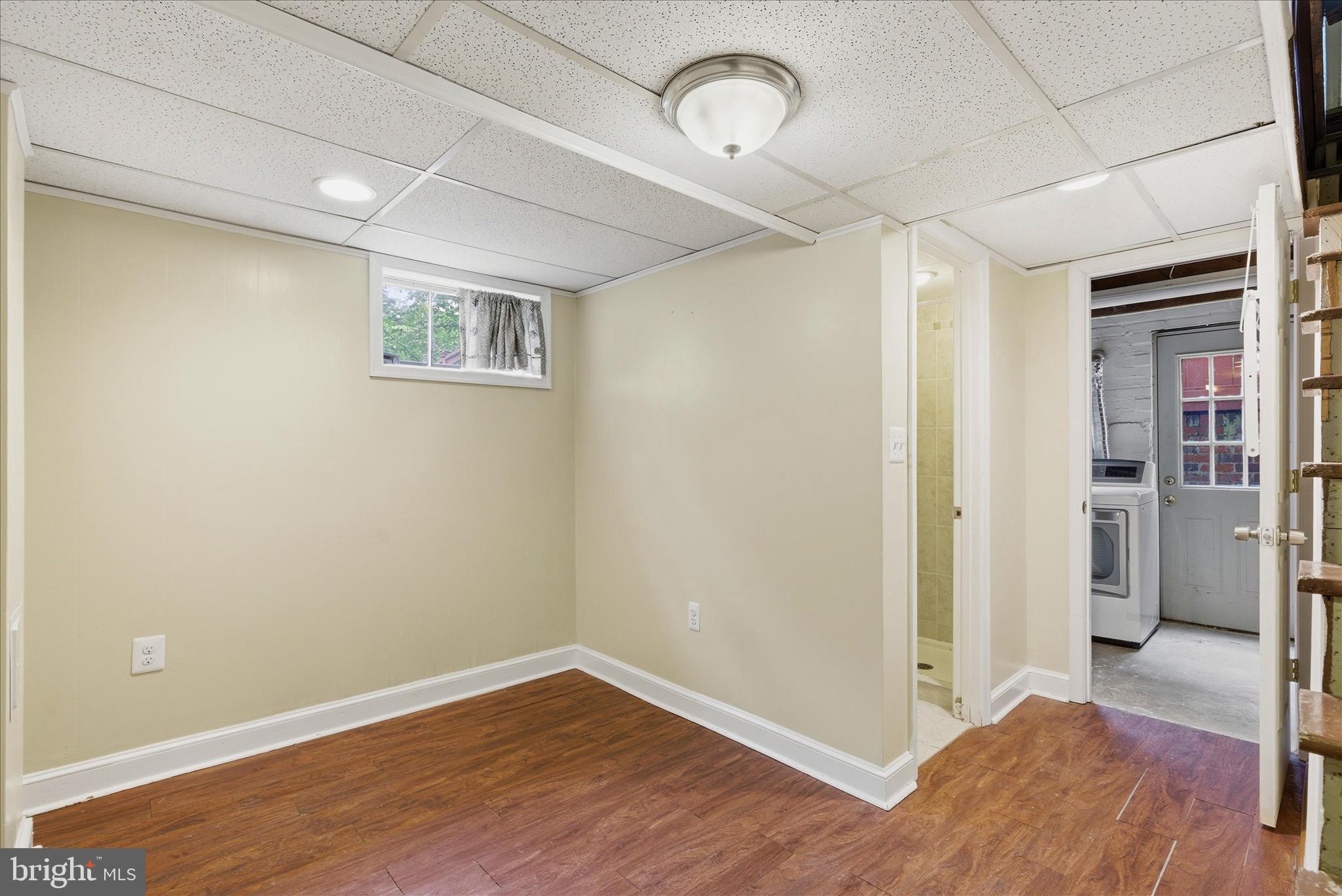 5721 Forest Road Cheverly, MD 20785 - Photo 31 of 49 Sitting area for guests